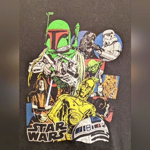 $5 Item! Size M Star Wars Graphic T-Shirt - Picture 2 of 3